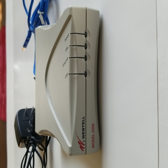 Westell 2200 ADSL Modem/Nat Router - Picture 2 of 5